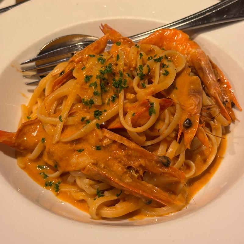 天使海老のトマトクリームソース リングイネ(オステリア クティオット)