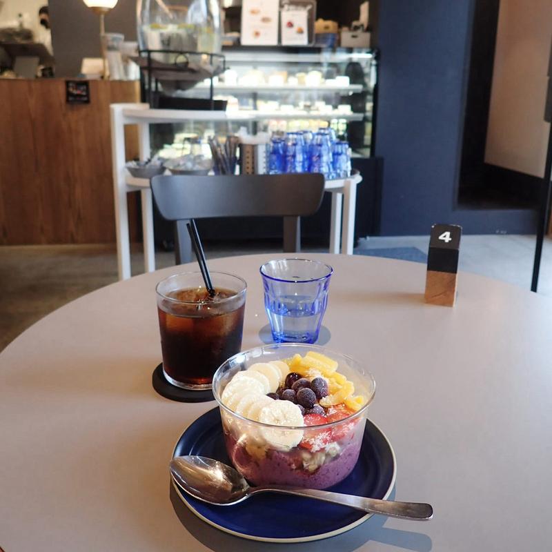 アサイーボウル アイスコーヒー(Blau ESPRESSO)