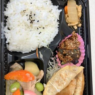 日替わりランチ　　餃子