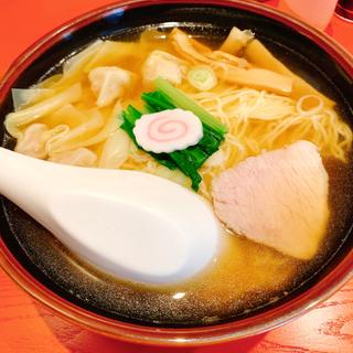 ワンタンメン(中)(元祖支那そば信吉屋 )