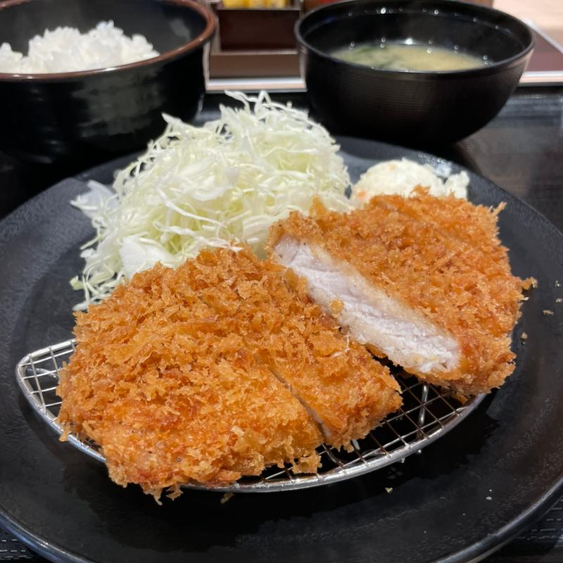 得朝ロースかつ定食(松のや 西新宿店)