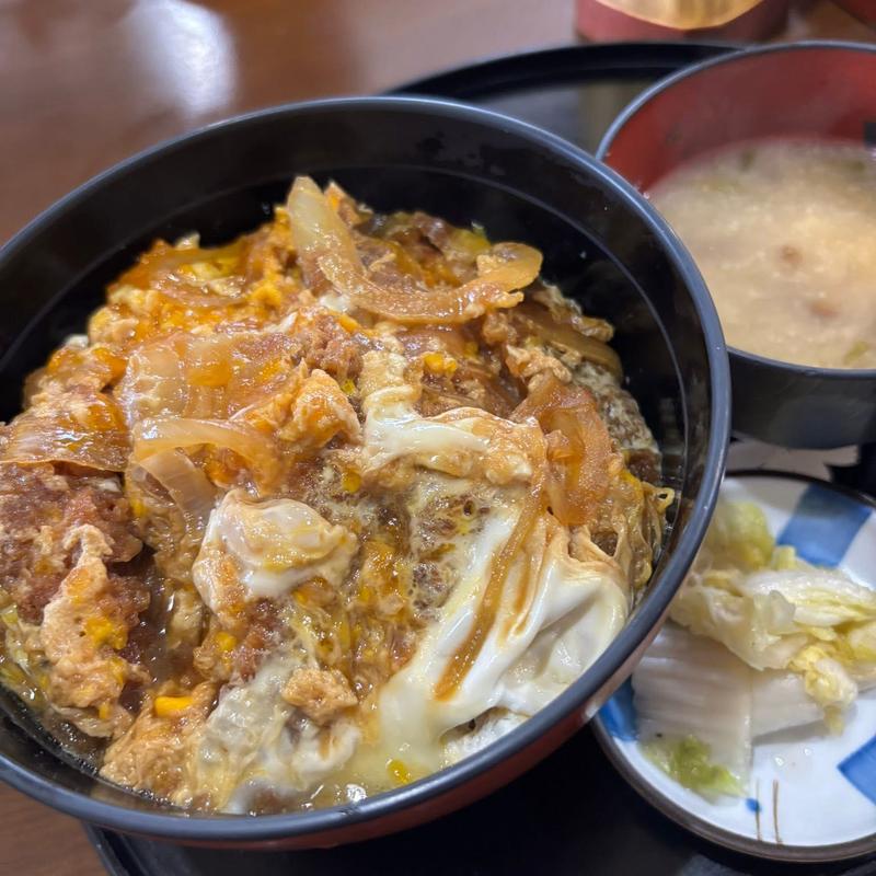 秋田三代カツ丼(吉兵衛 （ヨシベエ）)
