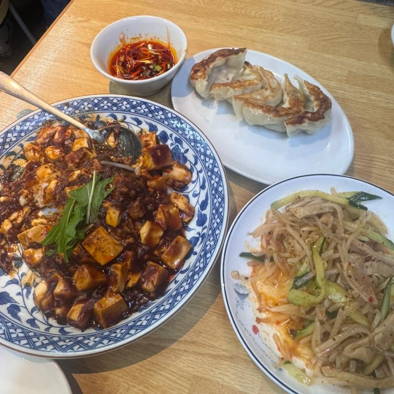 焼き餃子(四季煲坊)