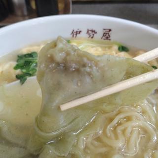 王様の塩ワンタン麺(伊勢屋)
