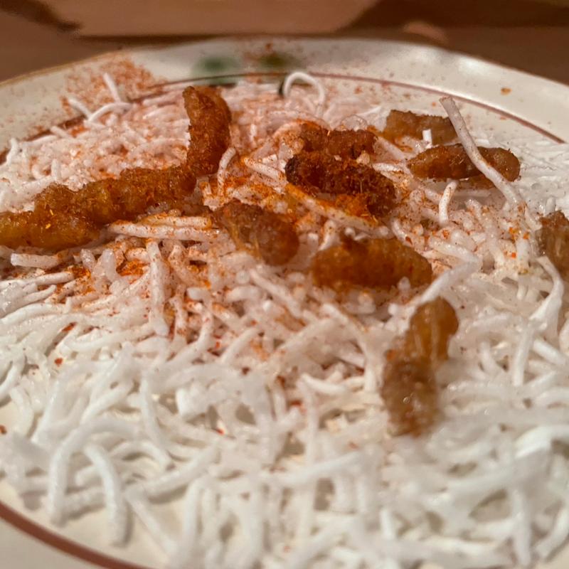 蜂【蜂・ローヤルゼリー】(上海小吃)