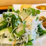 サラダ_赤身ステーキ定食