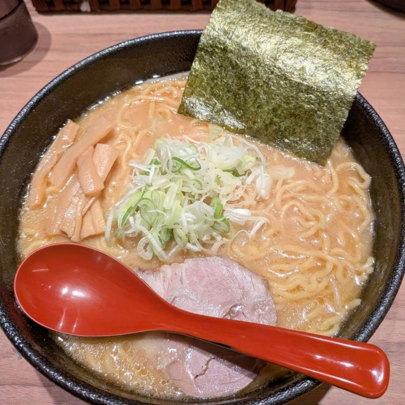 らー麺　白味噌(麺屋　開高　新千歳空港店)