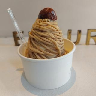 和栗モンブランソフト(CAFÉ DE FLEUR カフェ・ドゥ・フルール)