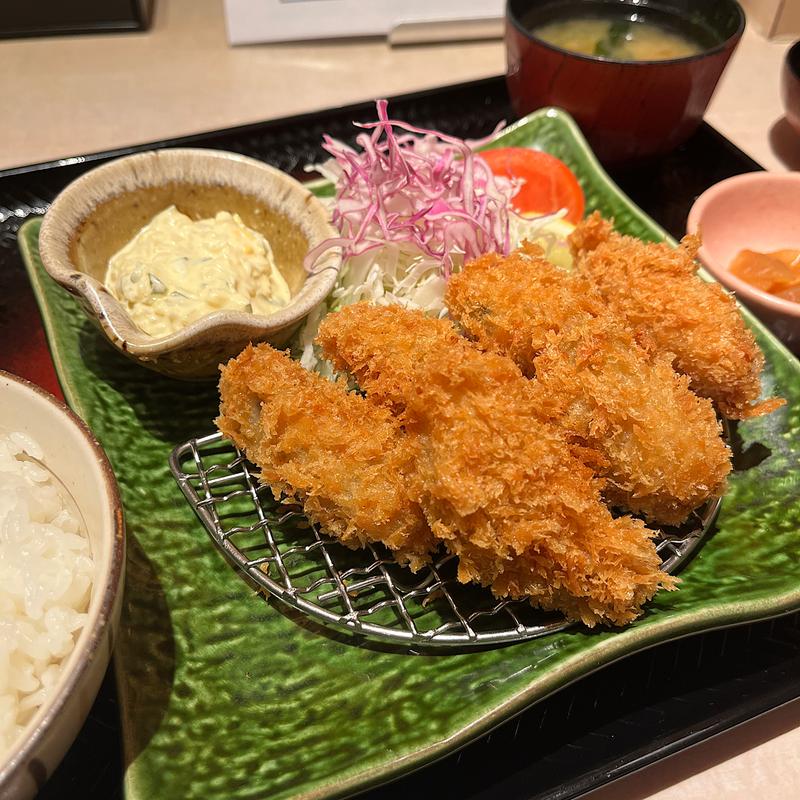 大粒牡蠣フライ6個(大戸屋ごはん処 京都錦小路店)
