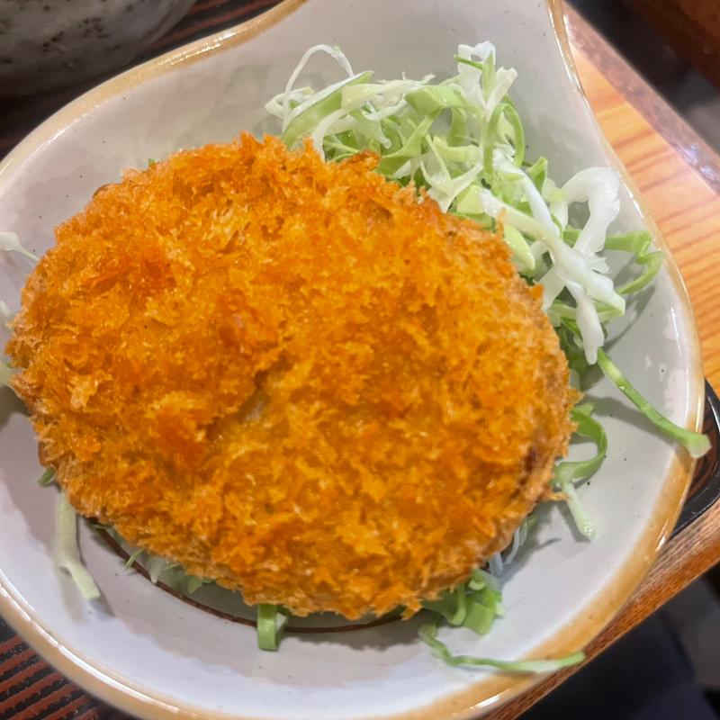 コロッケ(武州うどんあかね&みどりダイニング)