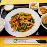 ハチノスとニンニクの芽炒め