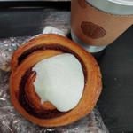 本場のシナモンロールセット