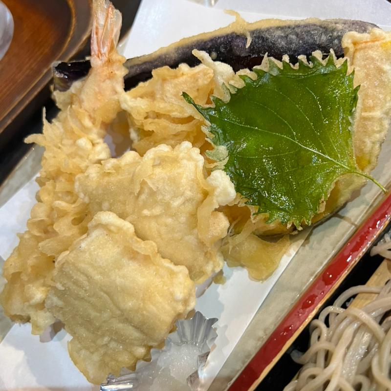 海老　湯葉　野菜天盛り合わせ(そば処 一心庵)