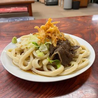 冷やしうどん 馬肉(手打ちうどんムサシ)