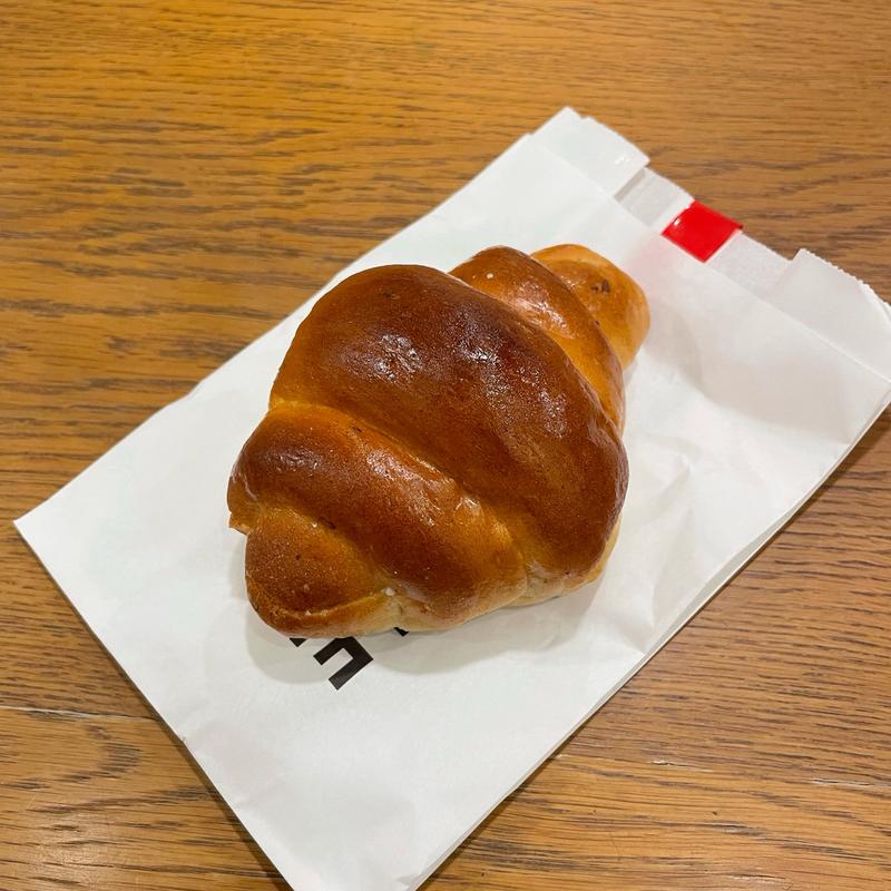 海藻バターの塩パン(TruffleBAKERY(トリュフベーカリー)本店)