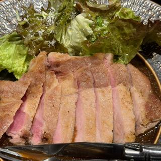 黒豚ロースのソテー林檎バター　(ギルガメ食堂)
