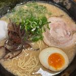 豚骨ラーメン