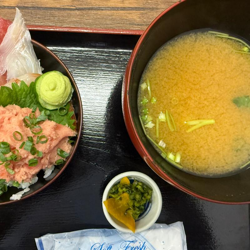 並海鮮丼(海鮮料理 よつや)