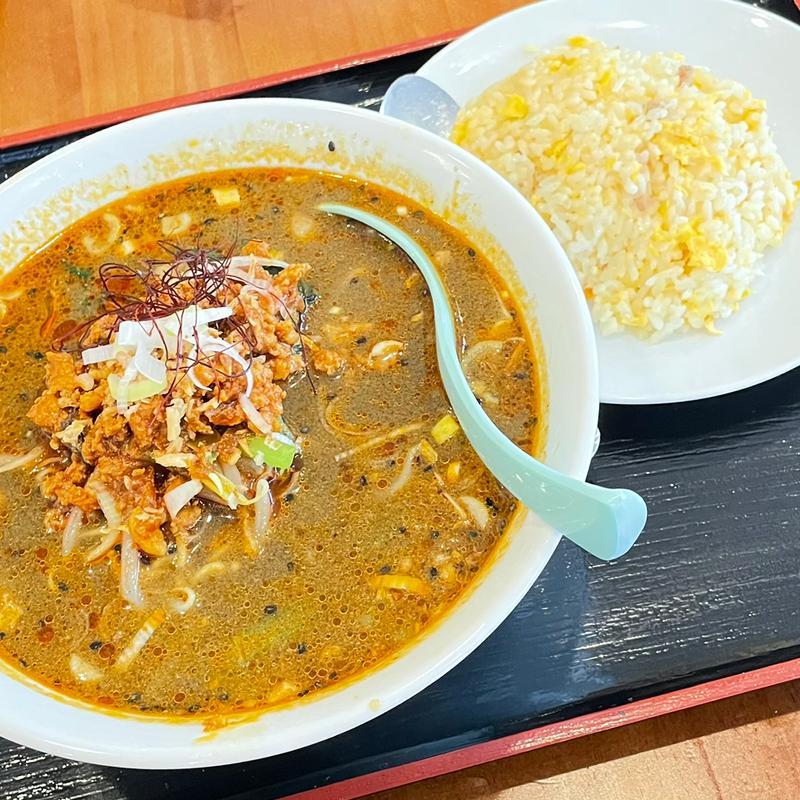 黒ごま担々麺(中華料理 嘉宴 蒲田店)