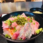 海鮮丼