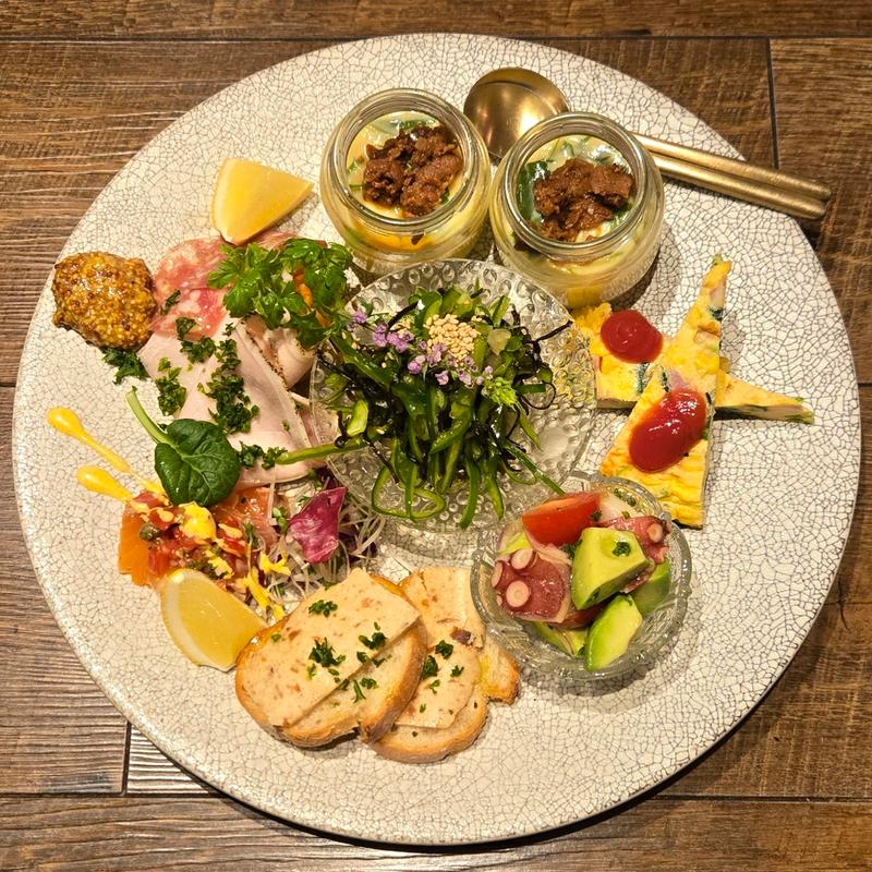 お任せ前菜もりあわせ(2名～)(オニク⭐︎パラダイス)