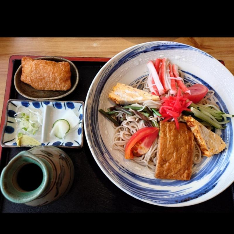 冷やしきつねそば　いなり(九重 )