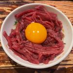 ユッケ(巨牛荘 石原本店)