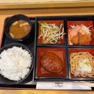 日替わりランチ(まんが喫茶　ログキャビン 岡崎若松店 )