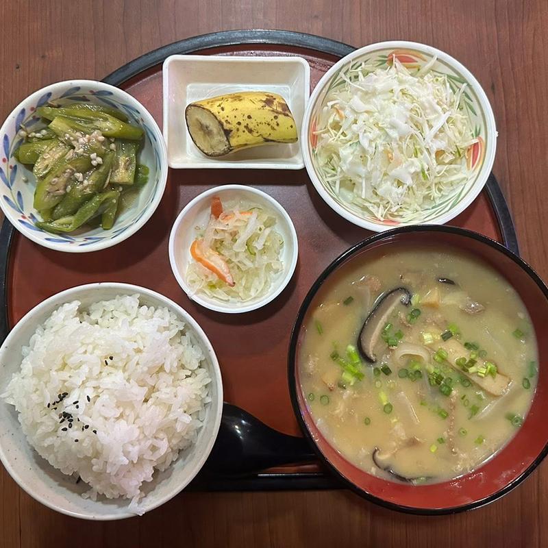 いなむるち定食(アクアリュウム喫茶 慈伴賜)
