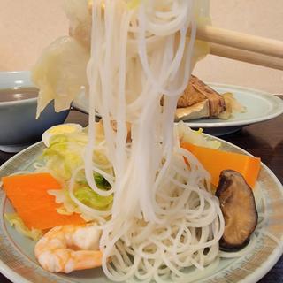 五目焼ビーフン（小盛）(ビーフン東 （ビーフンアズマ）)