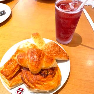 パン食べ放題(バケット アリオ亀有店)