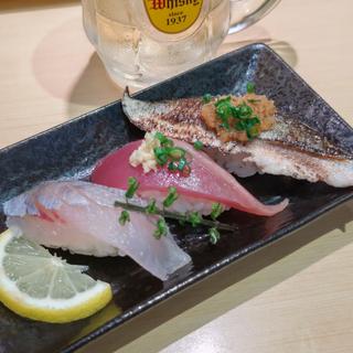 店長三種盛(えぼ鯛・戻りかつお・炙りさんま)(神奈川回転寿司 二代目ぐるめ亭 港南台バーズ店)