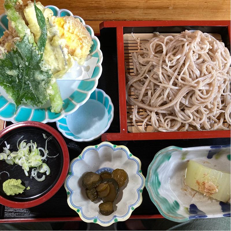 (伊勢屋 （いせや）)