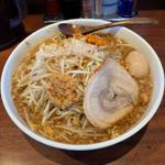 瑛三郎　中盛　味玉トッピング
