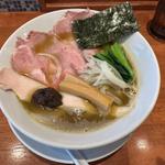 煮干しラーメン　トリュフ添え(魚貝中華そば 西尾久さんご)