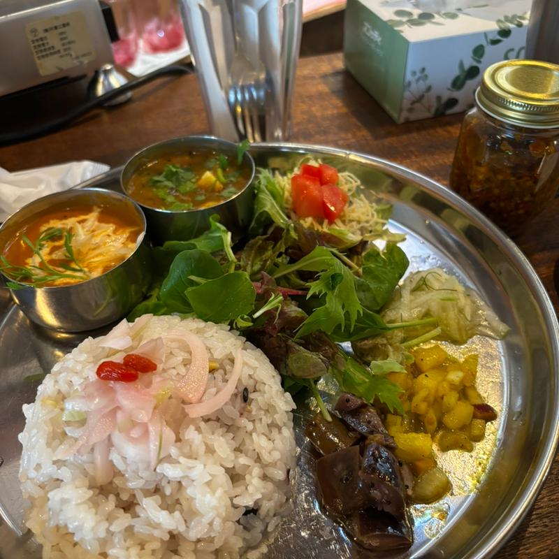 3種盛りカレー(和漢香辛茶寮サハスラーラ)