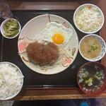 Aランチ ハンバーグ定食