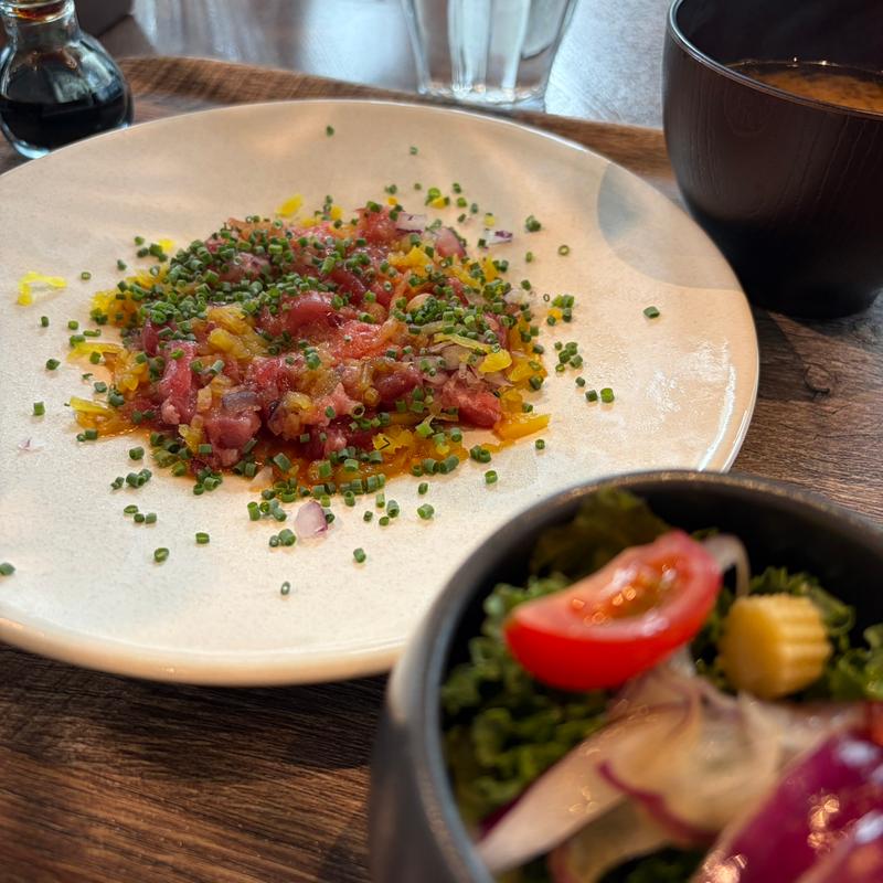 石司まぐろのとろたく定食(日常茶飯時)