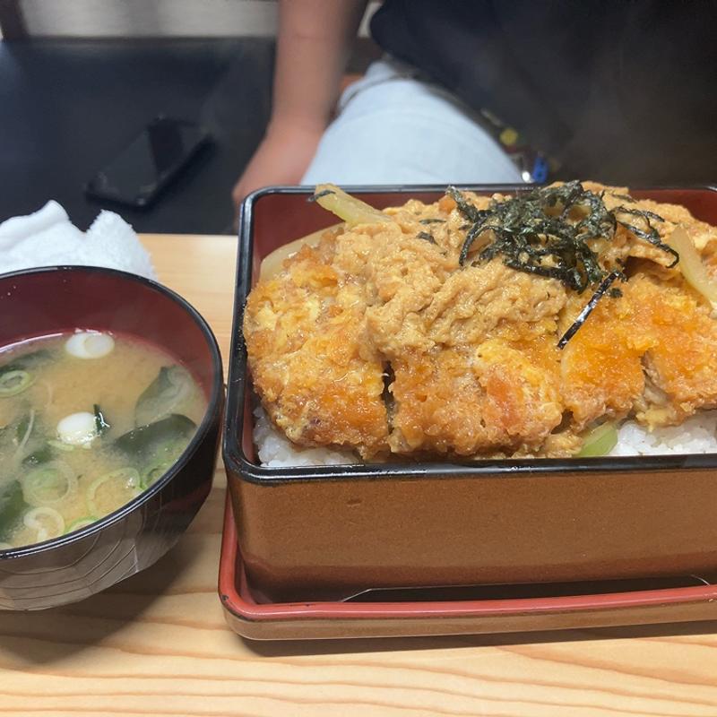 カツ丼大盛り(竹春)