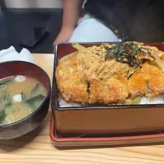 カツ丼大盛り(竹春)