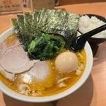 豚骨醤油上ラーメン(麺家 瀧)