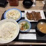 カルビ焼肉定食