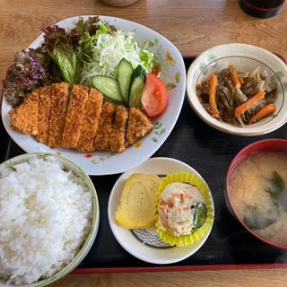 カツ定食 大盛り(小野寺食堂 )