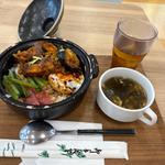 那須のスパイシー煮込み(Tea Amo 王記土鍋飯)