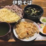 合盛り とかき揚げ(伊勢そば)