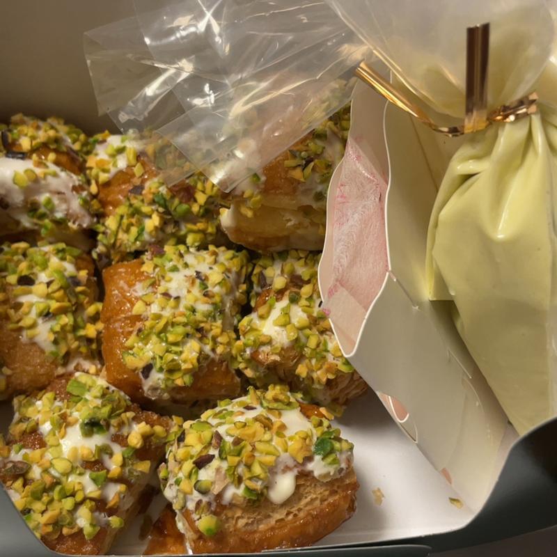 ミニーパイ　ピスタチオ15個xピスタチオクリーム(焼きパイ＆お菓子 onomatopée（オノマトペ） 福岡)