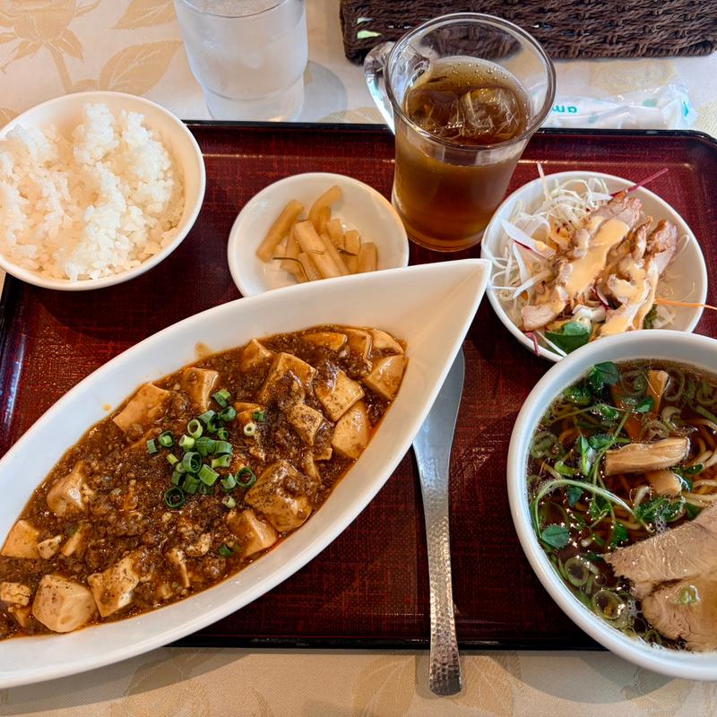 ランチメニュー　麻婆豆腐ラーメンセット(龍華園 )