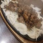地鶏の炭火焼き(日向 新橋店)