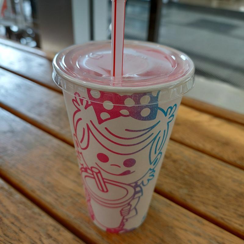 シェイク　ストロベリー(洋菓子カルン イオン・ザ・ビック矢本店)