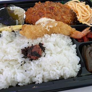 メンチカツ弁当